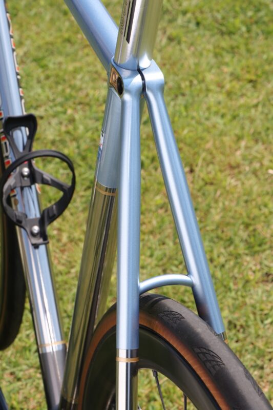 シートステーブリッジ