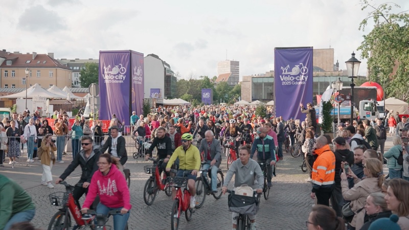 バイクパレードのスタート風景