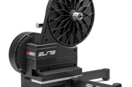 エリート・アバンティ with ZWIFT COG and CLICK