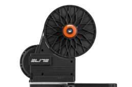 エリート・アバンティ with ZWIFT COG and CLICK