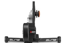 エリート・アバンティ with ZWIFT COG and CLICK