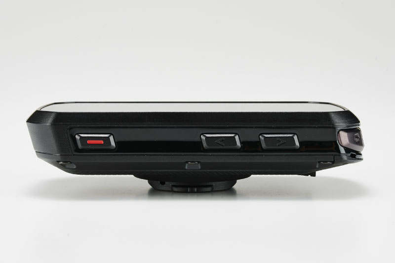 ガーミン・エッジ850側面