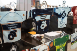 チャンピオンシステム「ミニチュアユニフォーム・プレゼント！クリスマスキャンペーン」