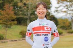 Livが小林あか里と機材サポート契約を締結