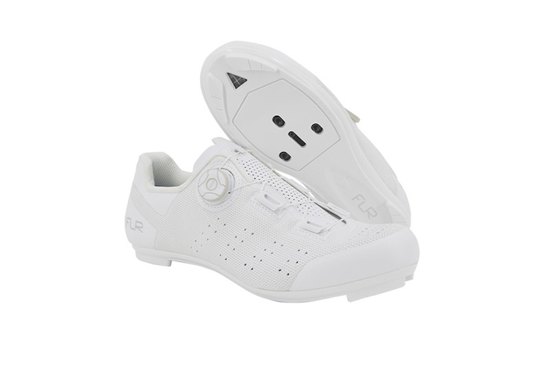 FLRのニットシューズ FNT-3に新色「ピュアホワイト」が登場｜サイクル