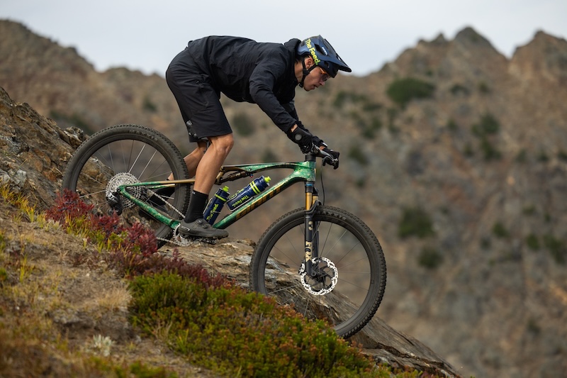 ジャイアント　アンセム アドバンスド SL