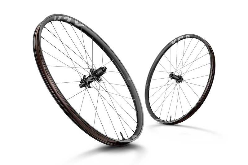 ジャイアント　アンセム アドバンスド SL