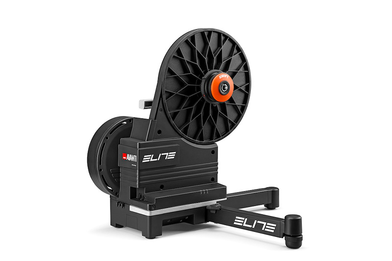 エリート・アバンティ with ZWIFT COG and CLICK