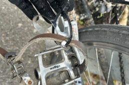 破損したトゥークリップ