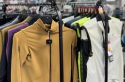 ウエムラサイクル梅田店セール