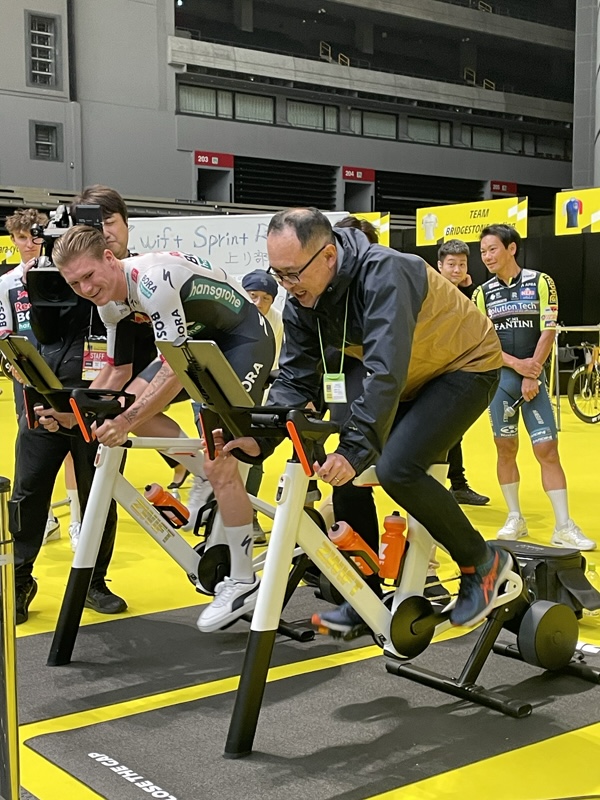 ファン対ロメット・パユール