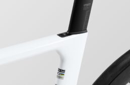 キャニオン・エアロード CF SLX × ジップ