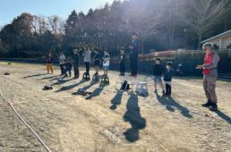 特設コースでラジコン