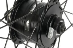 ライトウェイ　パニアキャリア、ハブダイナモ