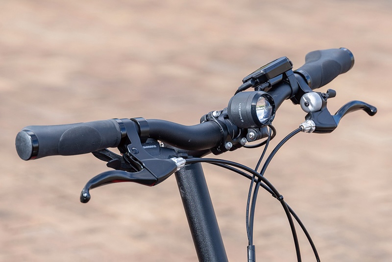 ハンドルまわり