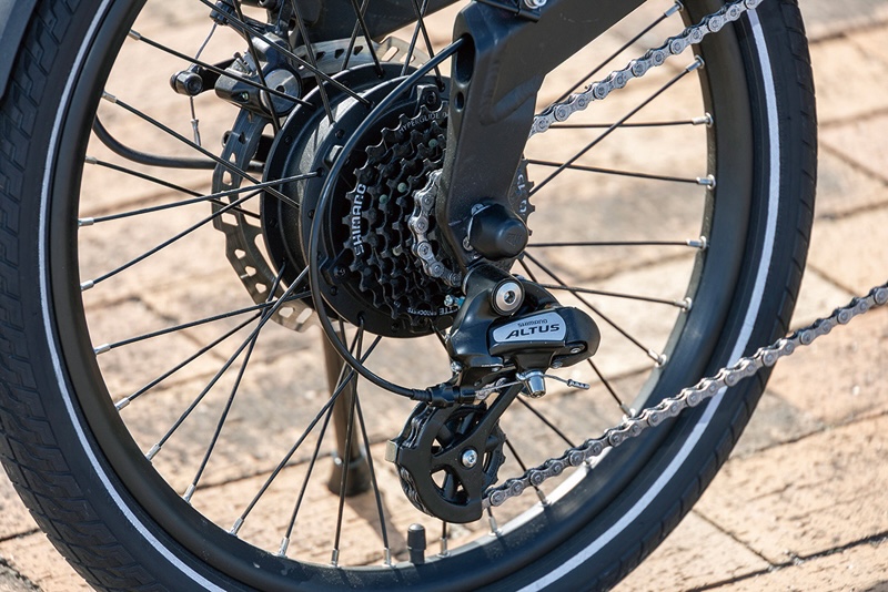 リヤディレーラーまわり