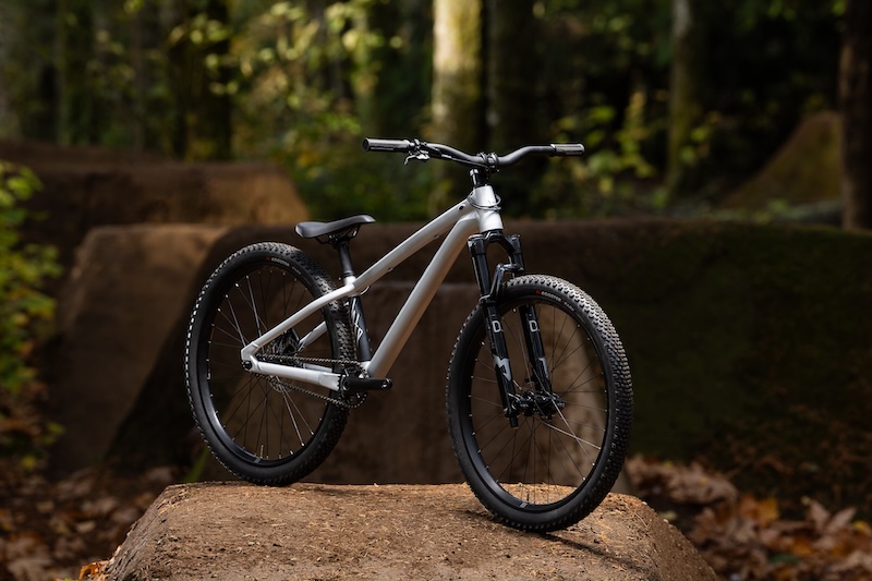 ジャイアント　STP