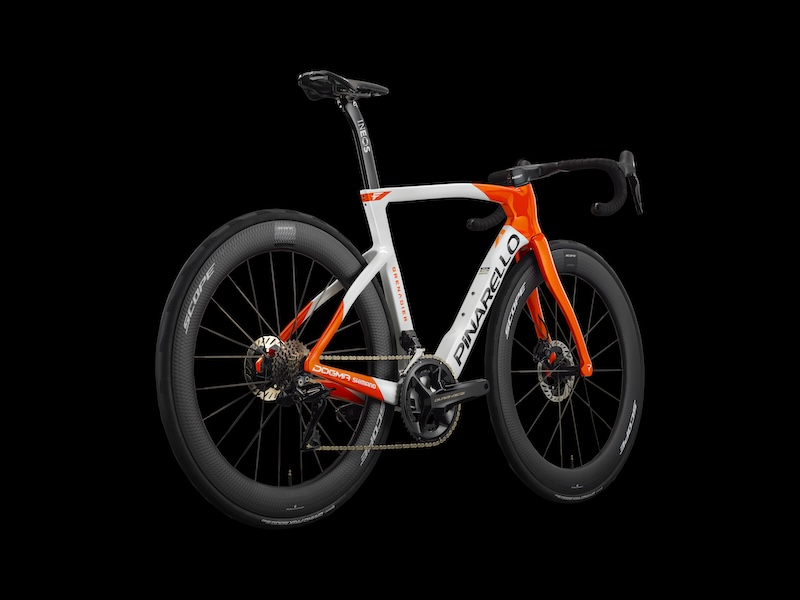 ピナレロ 2026 イネオス・グレナディアズ