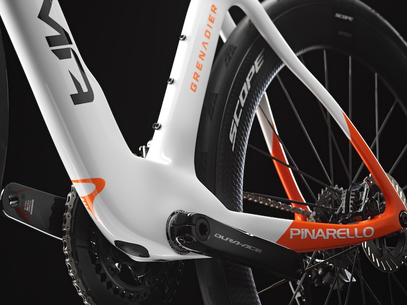 ピナレロ 2026 イネオス・グレナディアズ