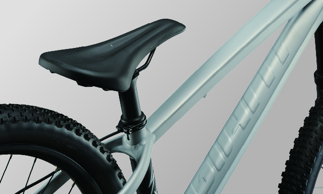 ジャイアント　STP