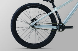 ジャイアント　STP