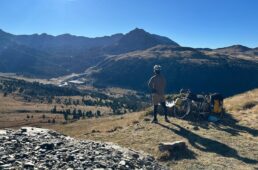 ピレネー山脈2400mにて