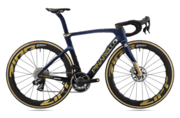 ピナレロ・Q36.5プロサイクリングチーム 2026レースキット