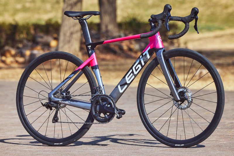 税込ピッタリ30万円カーボンロードバイクで105というレジット・AC1に乗ってみた