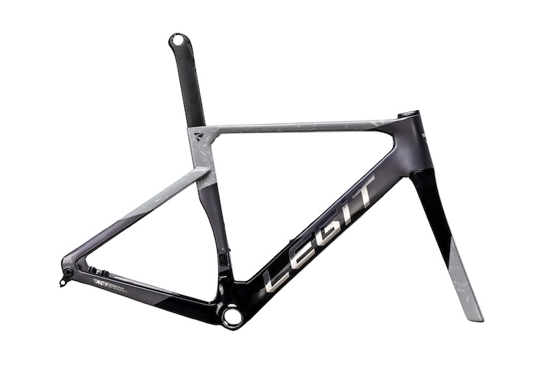 ウィンスペース レジット AC1