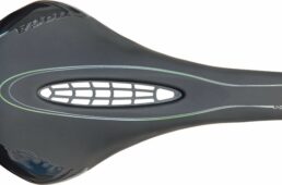 アンダーカバーブースト