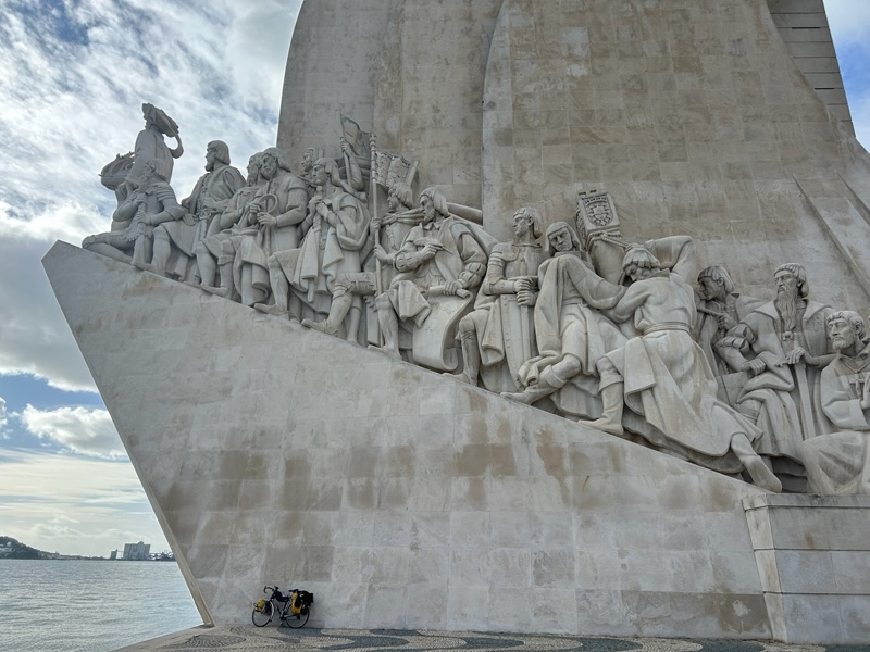 発見のモニュメント