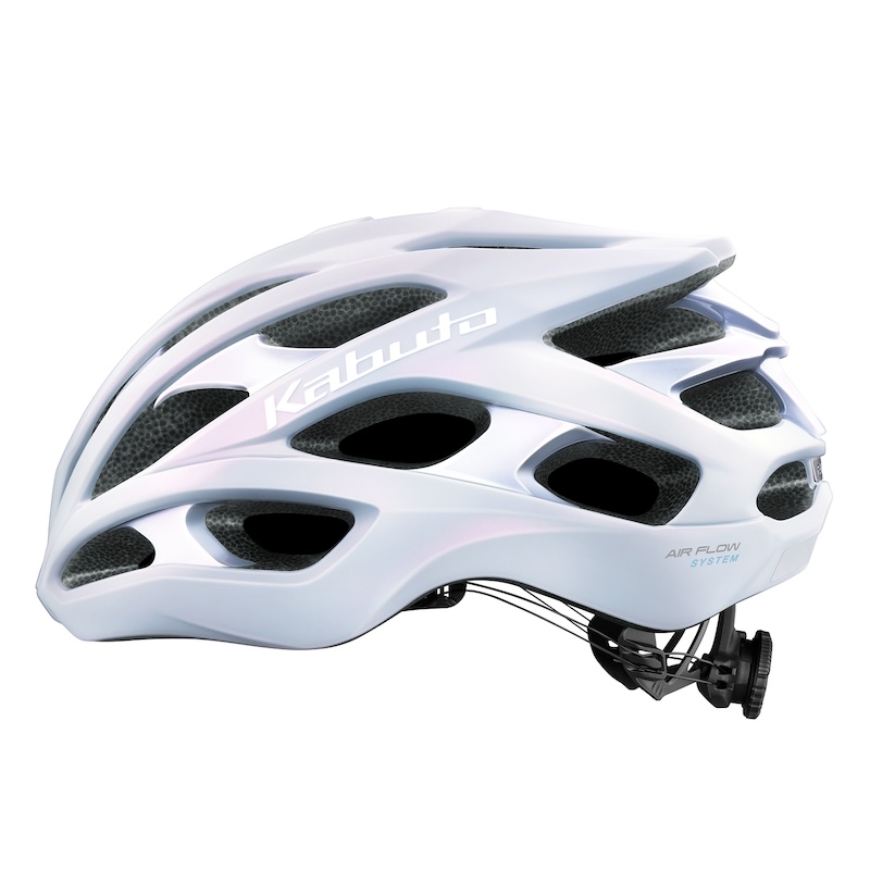 カブト・ファルクス