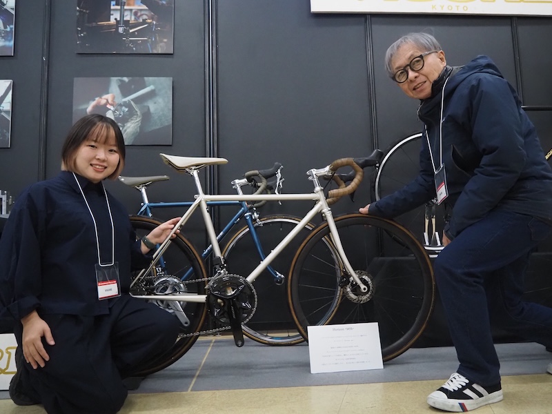 ビゴーレブース