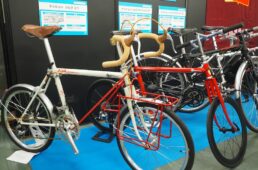 テンションシルクの折りたたみ自転車