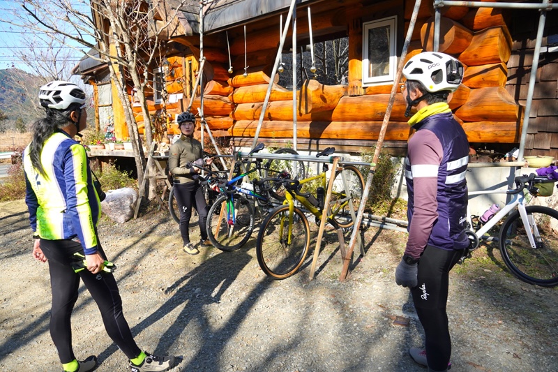 オレンジツリーのサイクルラック