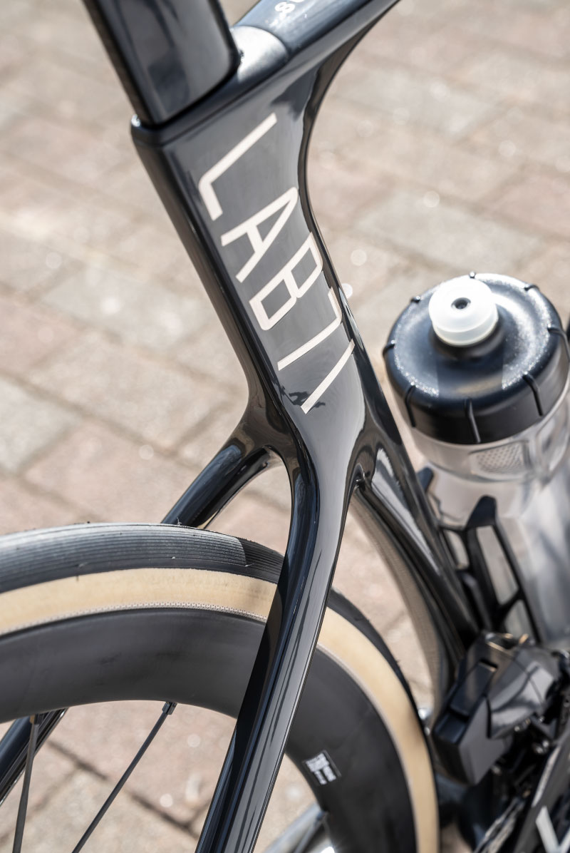 第5世代スーパーシックスエボのシート集合部