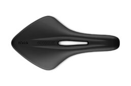 フィジーク　アリオネ