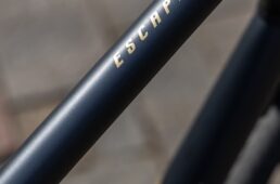 ジャイアント　エスケープ X3