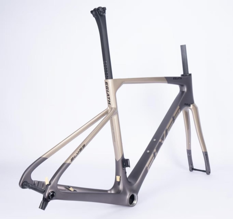 エルヴス・イグラス ARX