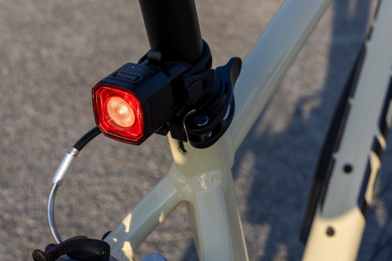 ジャイアント　エスケープ X3