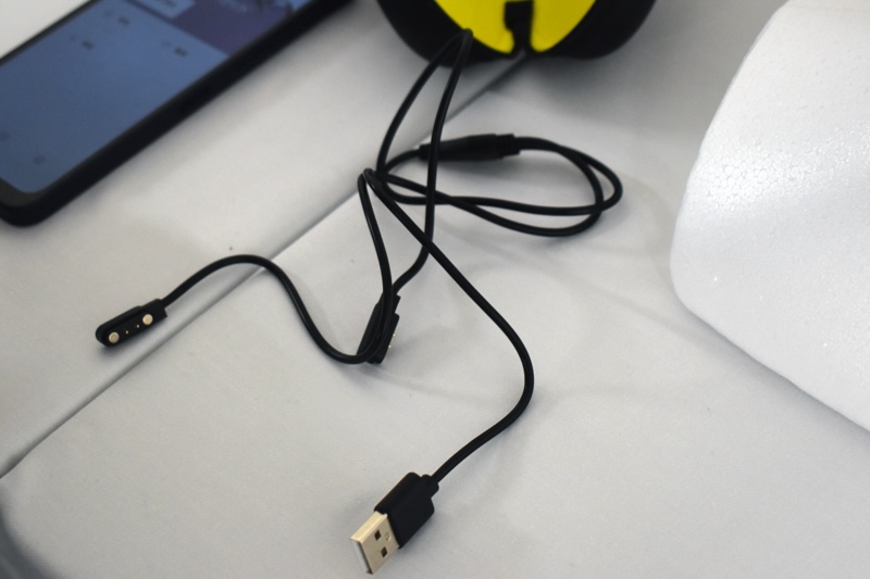 リンゼライトの充電ケーブル