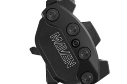 メイブンシルバーのキャリパー