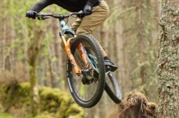 フォーキャスター