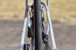 バイクを後ろから