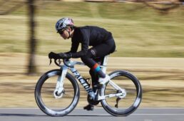 ワンに乗る大屋さん