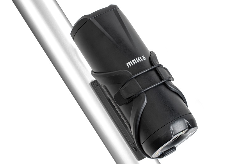 QRケージマウントⅡとボトルケージと追加バッテリー