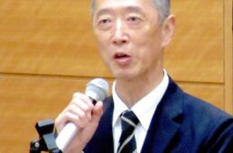 河上芳一氏