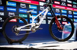 XX DHトランスミッション