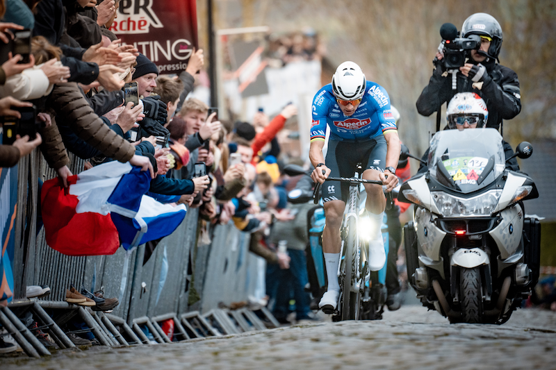 キャニオン・ファンデルプール 未発表バイク