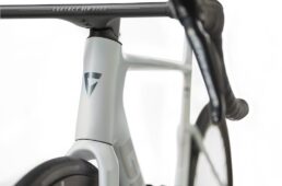 ジャイアント　コンタクト SLR 0